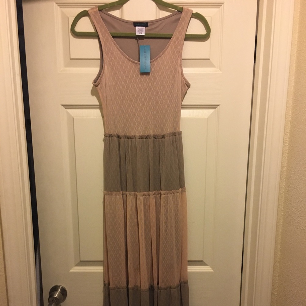 BNWT, Really Pretty all Occasion Dress.